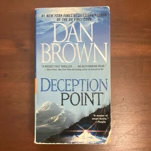 Deception Point by Dan Brown Paperback